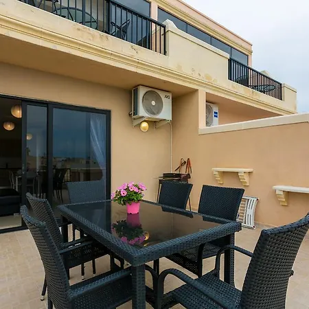 Criholiday With Large Terrace *