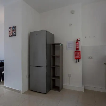 Criholiday With Large Terrace Apartment *