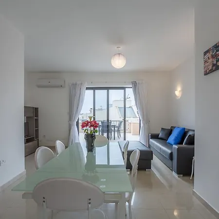Criholiday With Large Terrace * Mellieħa