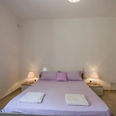 Criholiday With Large Terrace * Mellieha